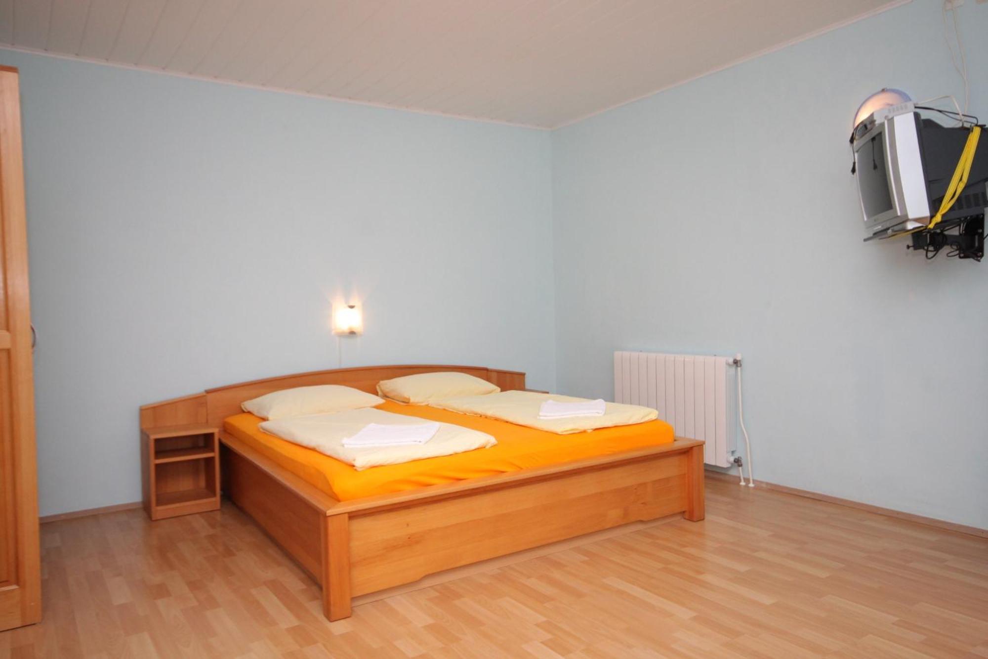 Rooms With A Swimming Pool Peroj, Fazana - 2235 Exterior foto